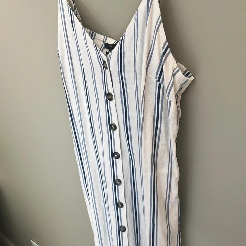 Linen button down dress - adjustable spaghetti straps - pockets! PERF condition - Picture 8 of 16